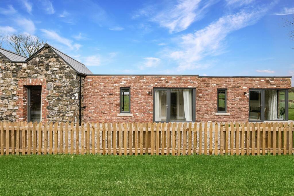 The Byre At Corrstown Village Portrush Kültér fotó